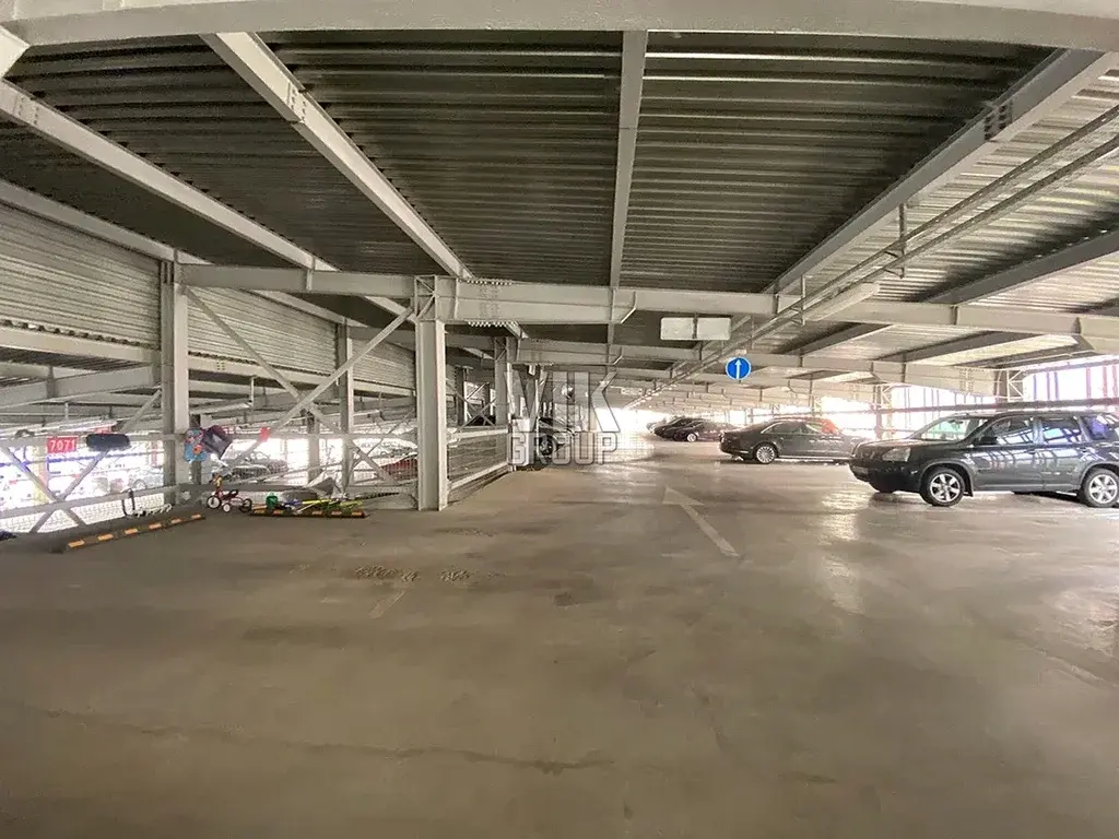 Просторное машино-место рядом с ЖК бизнес класса «Ривер Парк» - Фото 8