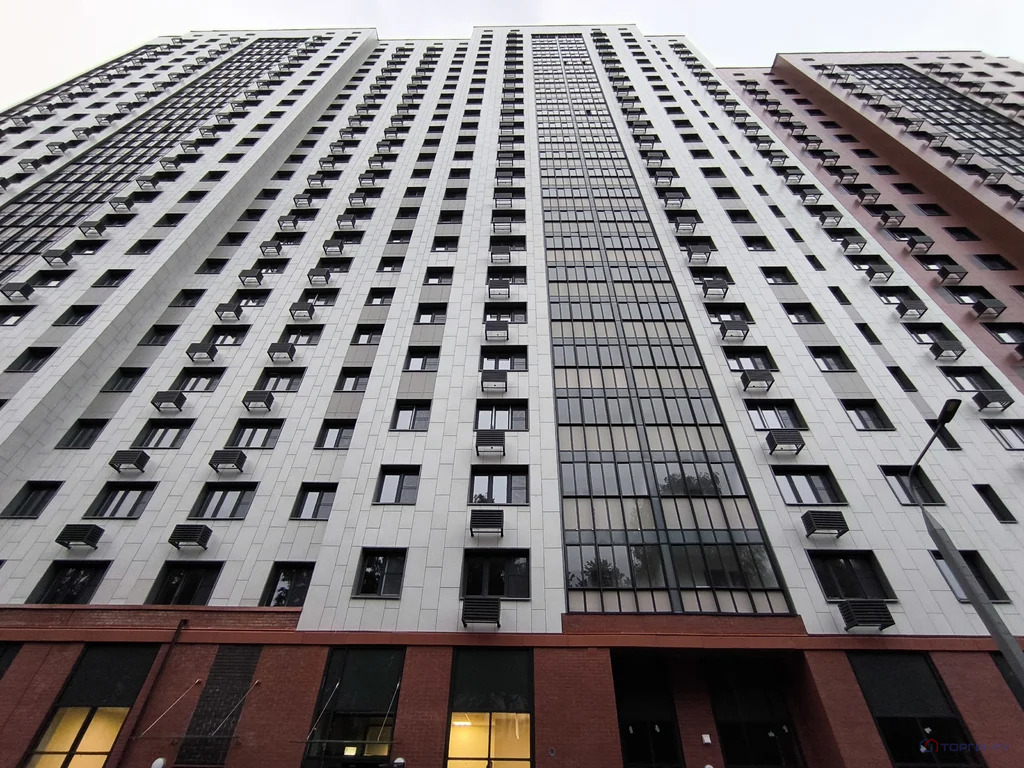 Продажа торгового помещения, ул. Базовская - Фото 1