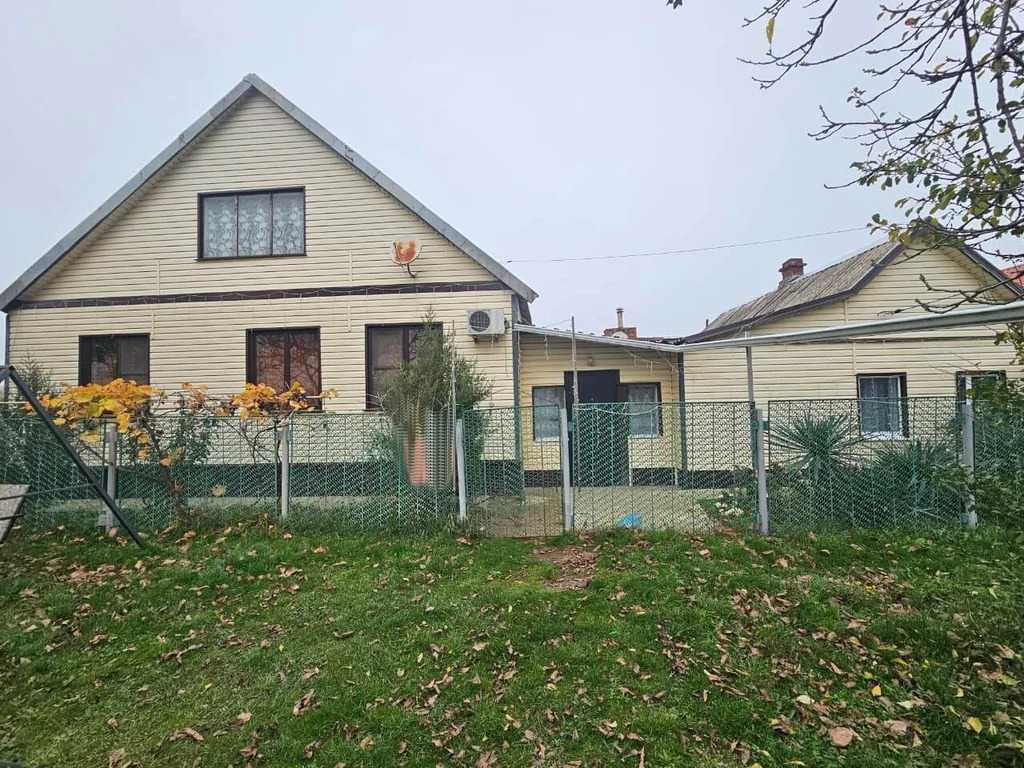 Продажа дома, Ахтырский, Абинский район, ул. Некрасова - Фото 1