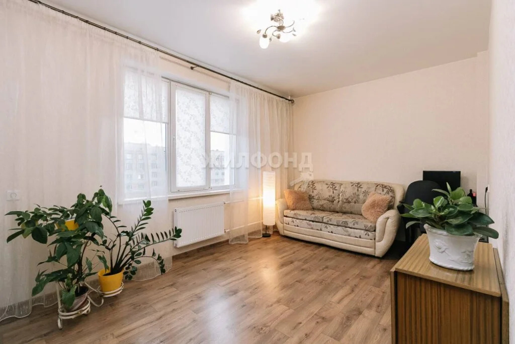 Продажа квартиры, Новосибирск, Сибиряков-Гвардейцев пл. - Фото 3