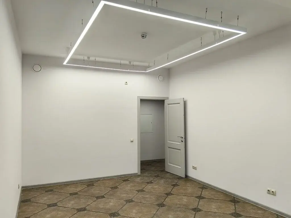 ОФИС 22,2 м2 после ремонта в центре! 2 мин от м. Добрынинская - Фото 4