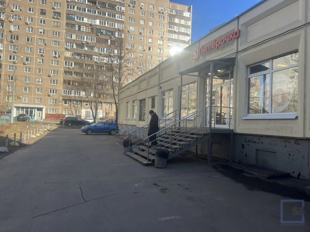 Продажа торгового помещения, Керамический пр. - Фото 4