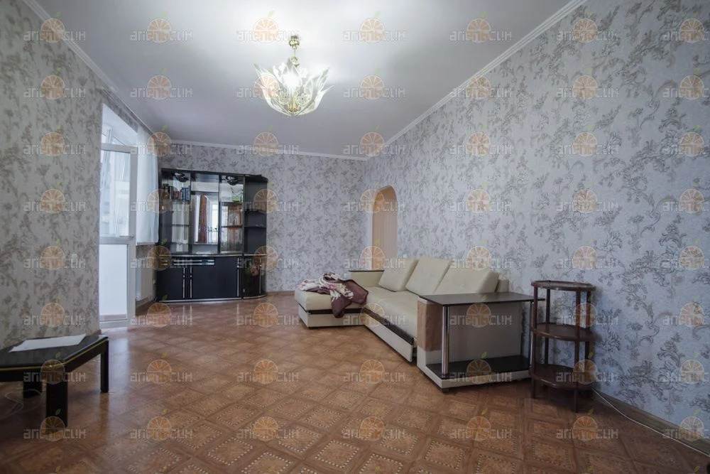 2-комн. квартира - Фото 2