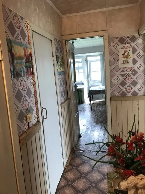 Продам 2 комнатную квартиру, село Гольяны, улица Совхозная 14 - Фото 4