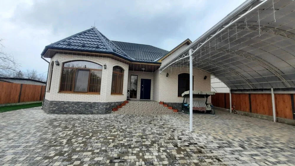 Продажа дома, Абинск, Абинский район, Комсомольский пр-кт. - Фото 1