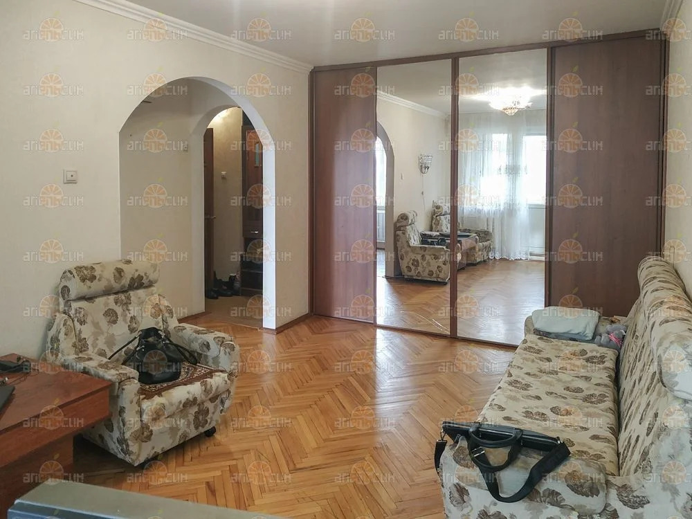 2-комн. квартира - Фото 1