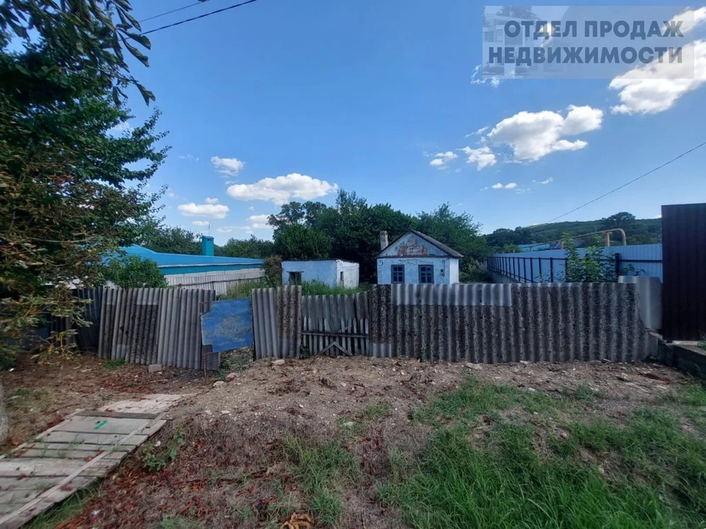 Небольшой дом с большим участком земли - Фото 17