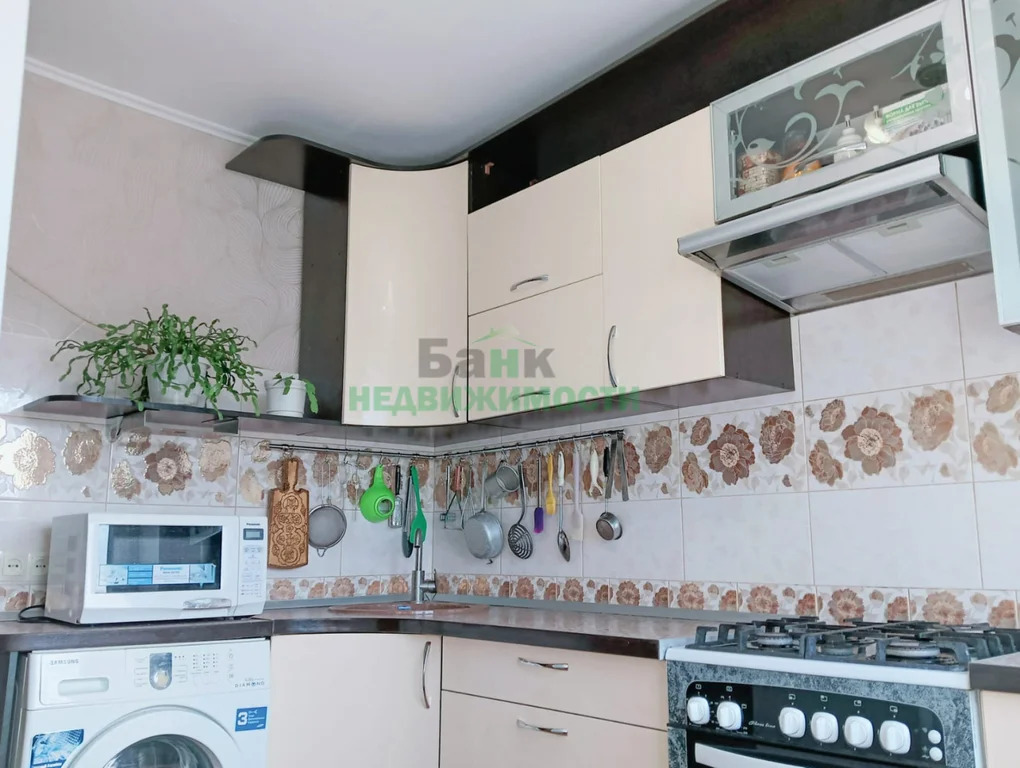 Продажа квартиры, Балаково, Набережная Леонова ул. - Фото 0