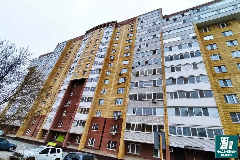 Продам 2 к.квартиру в кирпичном д(распашонка) в районе Маяка г.Тюмени - Фото 0