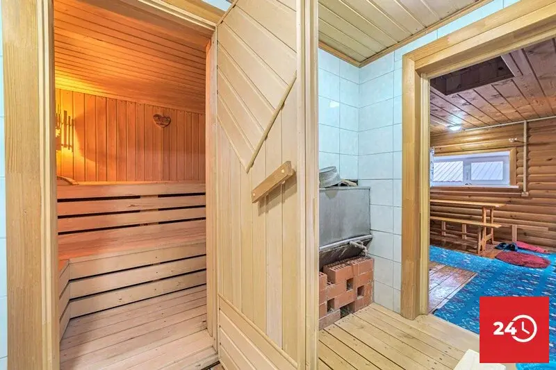 Дом с ремонтом 207 кв.м Бессоновка ул. Западная 12 - Фото 0