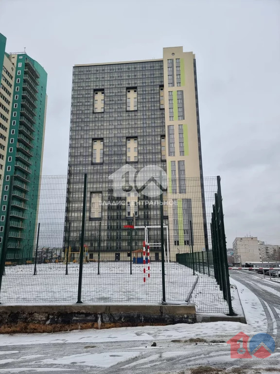 городской округ Новосибирск, Новосибирск, улица Есенина, д.12/1, . - Фото 1