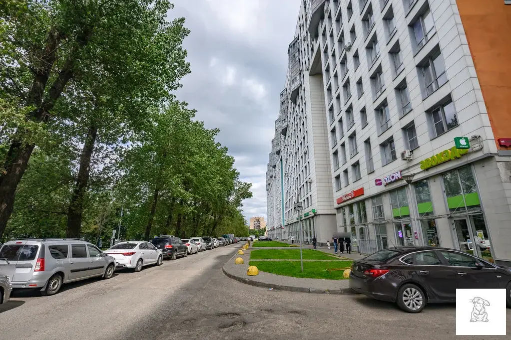 Видовая трешка с дизайнерским ремонтом - Фото 29