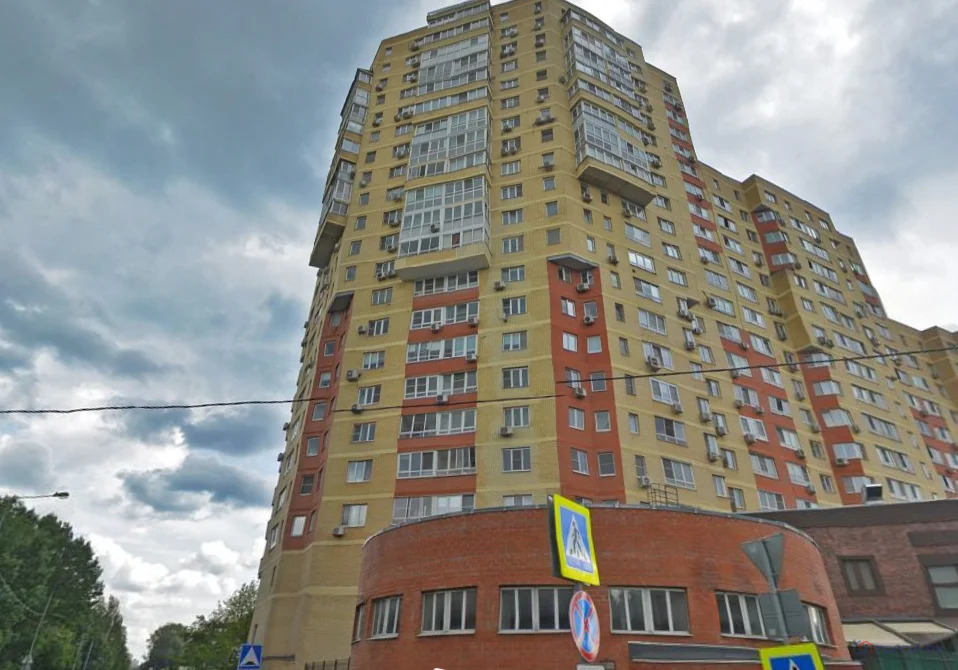Продажа квартиры, ул. Металлургов - Фото 1