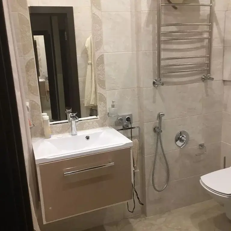 2-х комн.кв-ру г.королев пр.королева 1 б - Фото 0