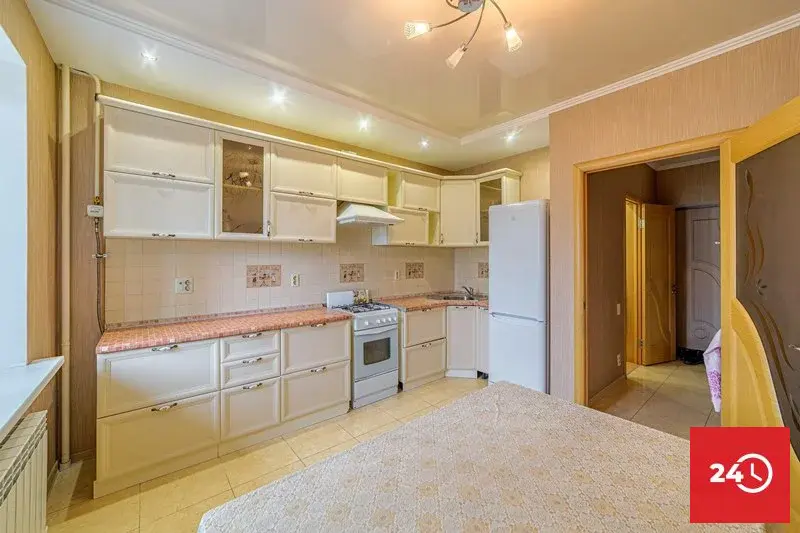 Продается 1- комнатная квартира с хорошим ремонтом Лядова 64 - Фото 3