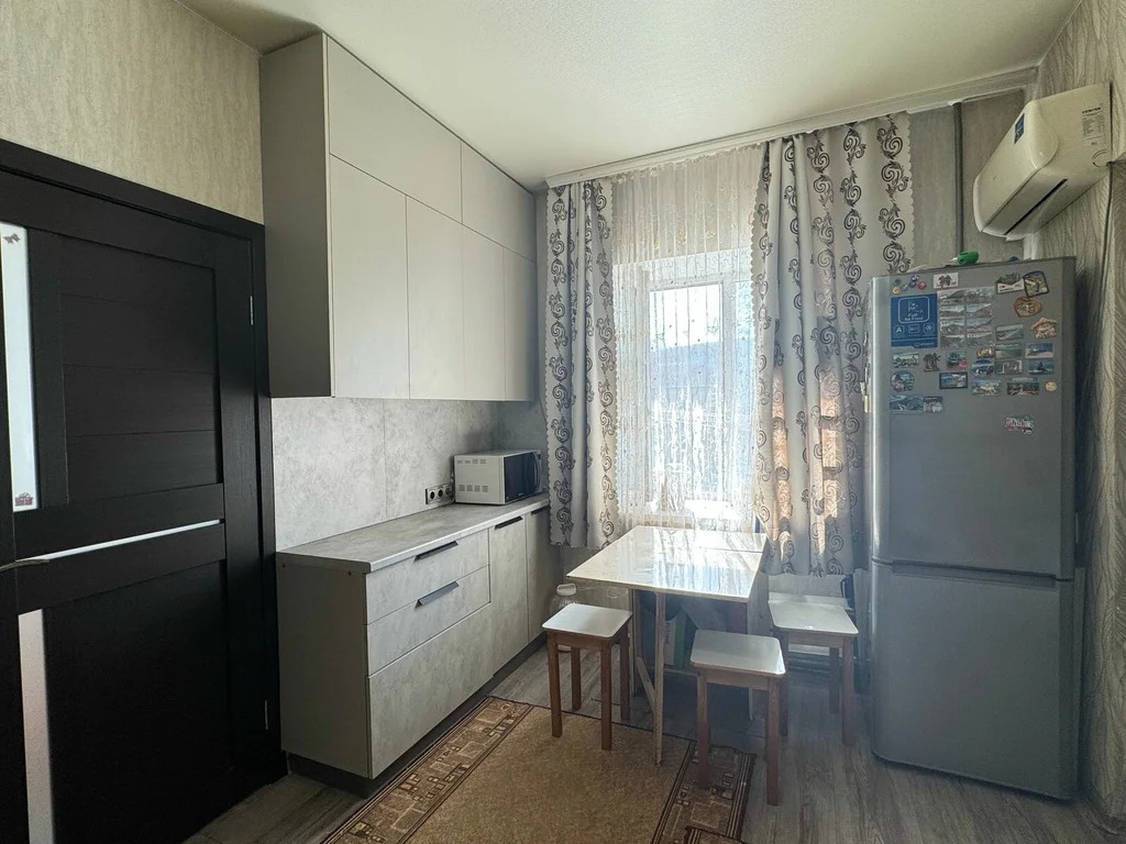 Продажа квартиры, Верхнебаканский, ул. 40 лет Октября - Фото 0