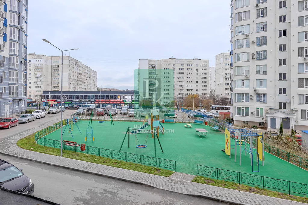 Продажа квартиры, Севастополь, улица Александра Маринеско - Фото 3