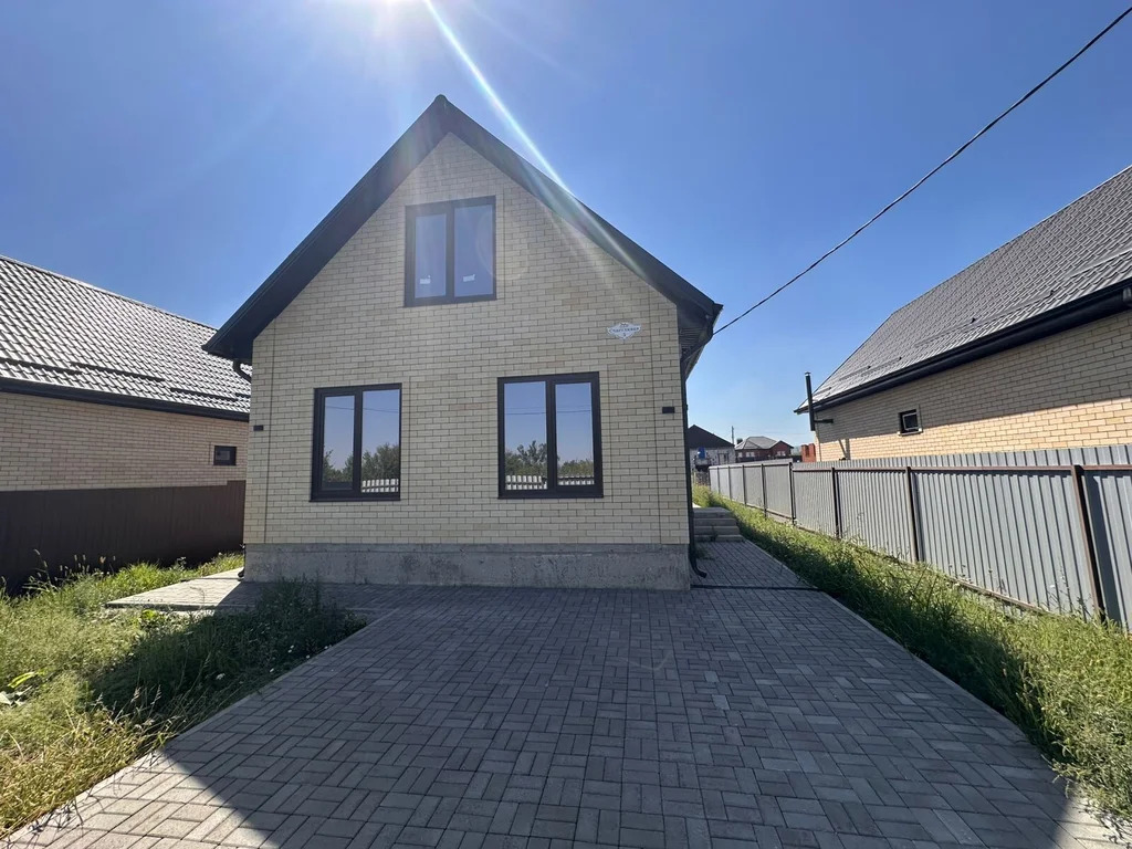 Продажа дома, Ильский, Северский район, улица Счастливая - Фото 0