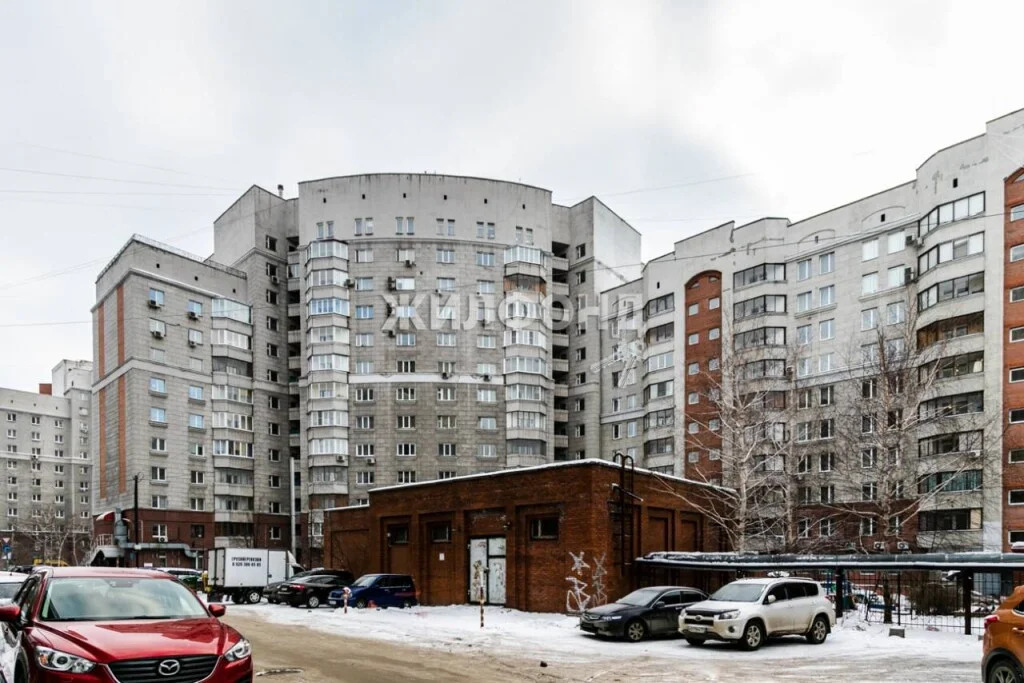 Продажа квартиры, Новосибирск, ул. Зыряновская - Фото 2