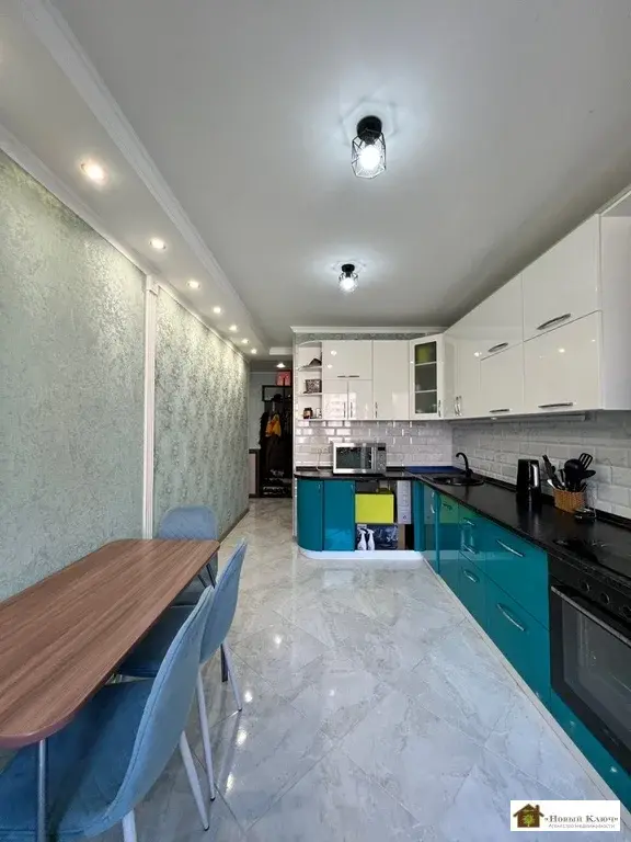 Продается двушка с евро-ремонтом мкр-н Ольгино, ул. Шестая, д.13 - Фото 3