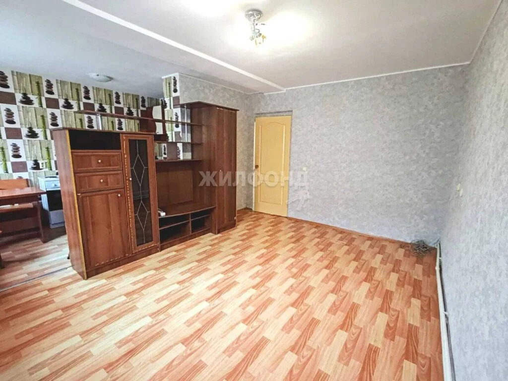 Продажа квартиры, Новосибирск, ул. Есенина - Фото 1