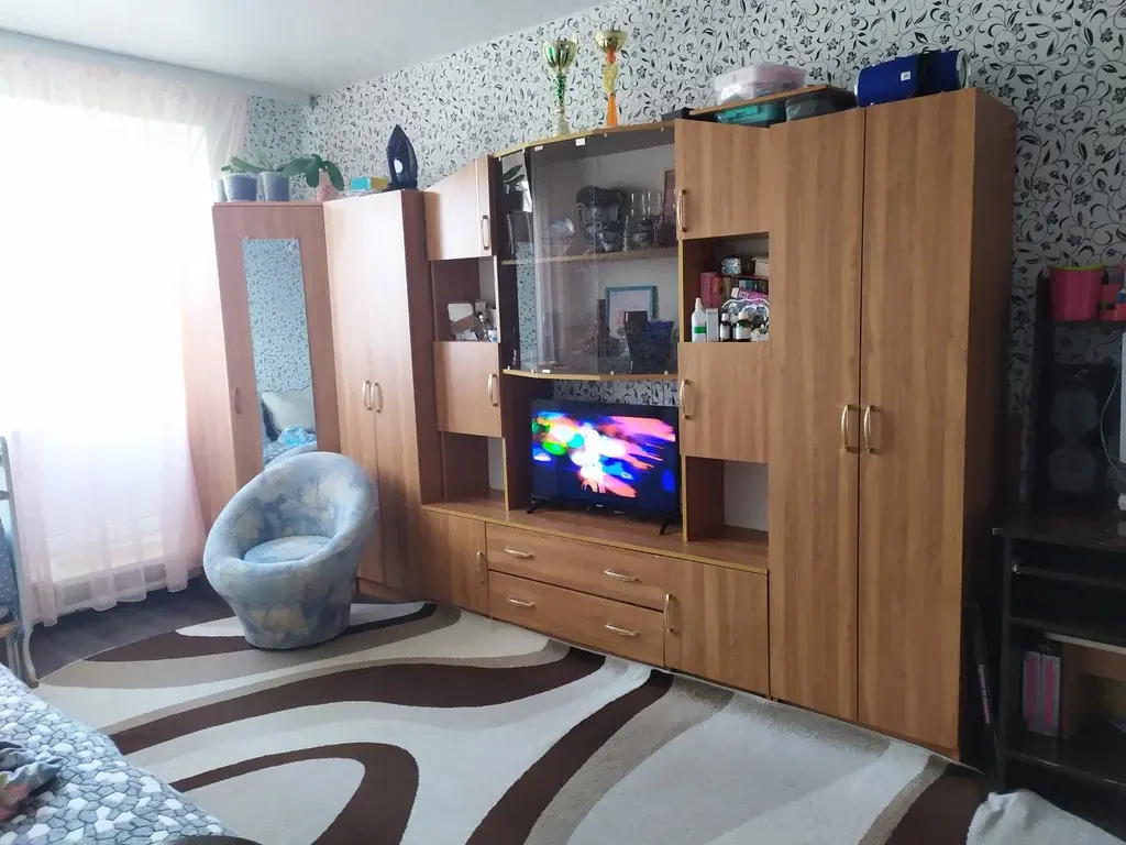 Дружинино известковая 15. Посёлок городского типа дружинино. Шестиэтажный дом. Поселок дружинино. Дружинино свердловская область.