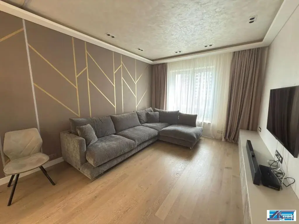 продается 3-х комнатная квартира - Фото 2