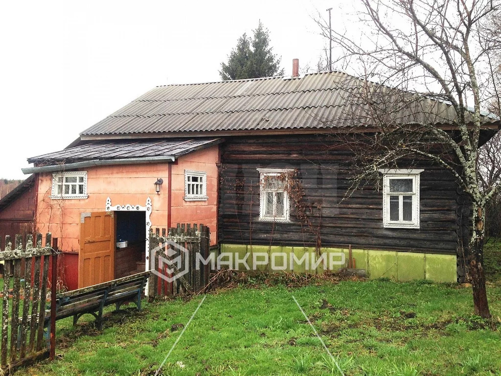 Дом в соколе вологодской. Погорелка Вологодский район. Деревня Погорелка Вологодская область. Дом Архангельское Сокольский. Дом деревня Погорелка Сокольский район.