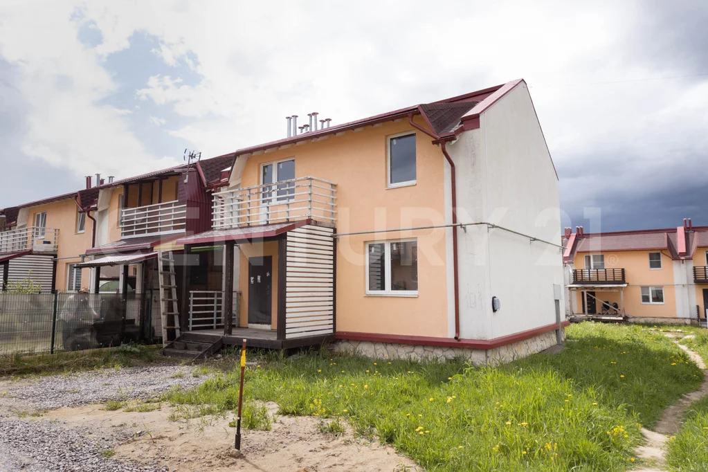Продажа таунхауса, Выборгский район, Лесной проезд - Фото 1