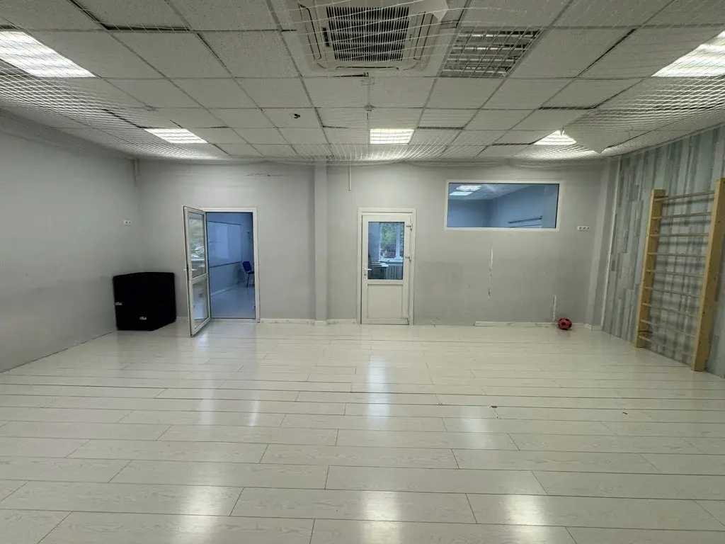 Универсальные помещ., 368 м, 2 входа - Фото 8