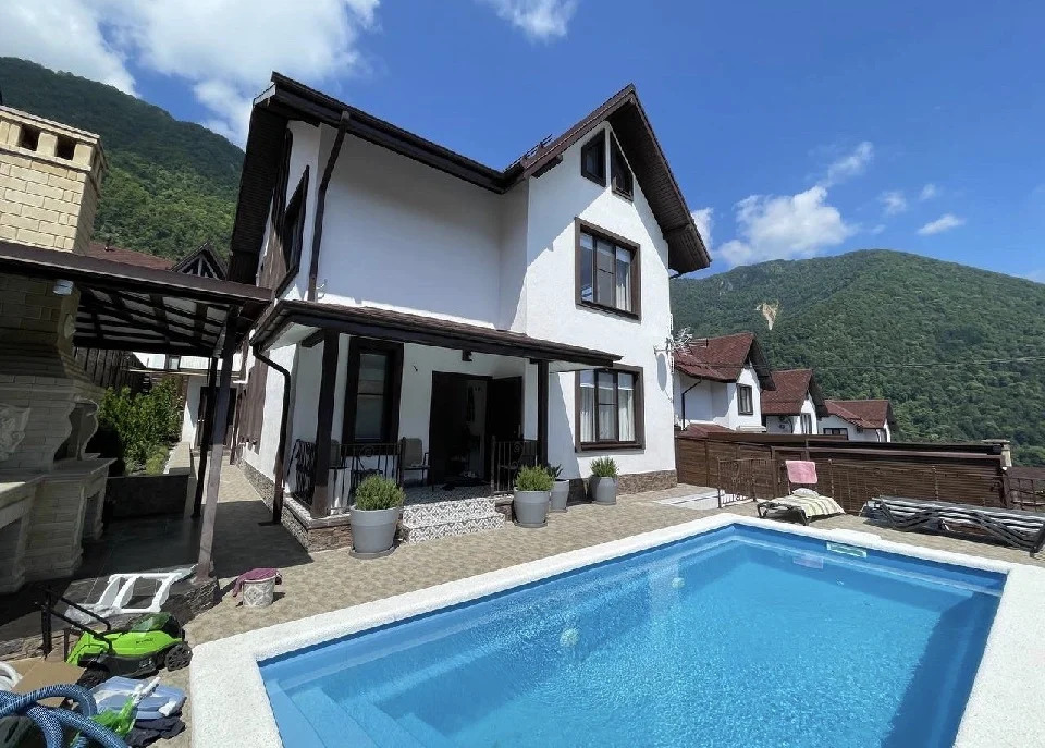 Загородный дом в горах - Фото 1