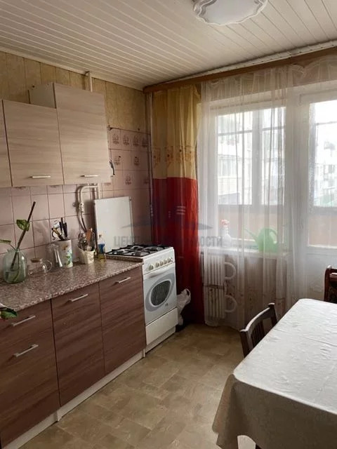 Продажа квартиры 69.50 кв.м, комнат 3, этаж 3/5 - Фото 2