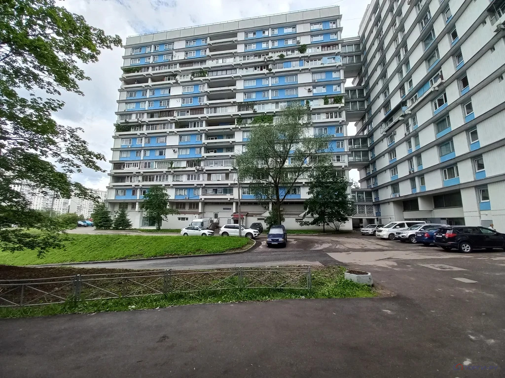 Продажа торгового помещения - Фото 1