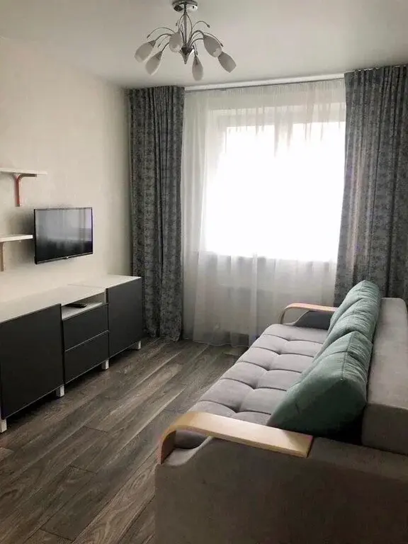 Парковая улица, 8 - Фото 0