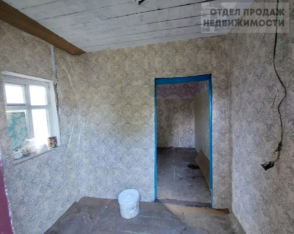 Небольшой дом с большим участком земли - Фото 11