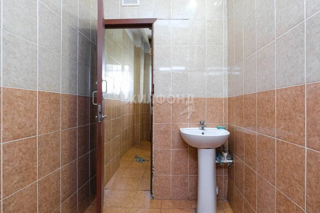 Продажа комнаты, Новосибирск, ул. Дуси Ковальчук - Фото 3