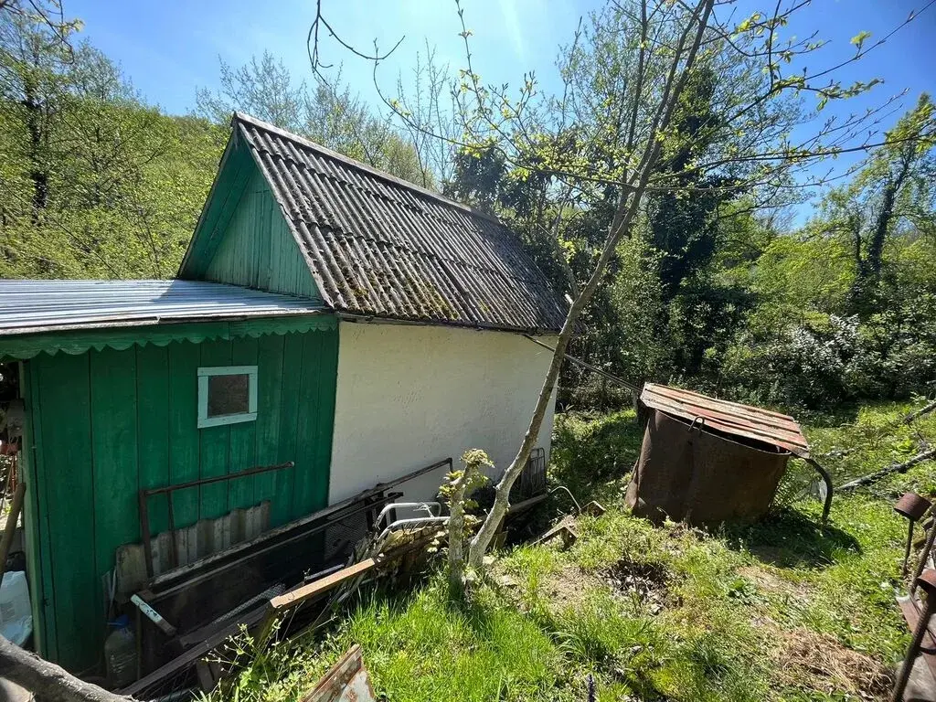 Участок с дачным домом - Фото 2