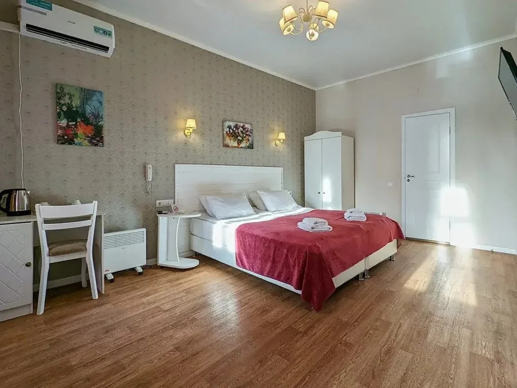 Здание действующей гостиницы 1500 м2 - В Приморском районе - Фото 2