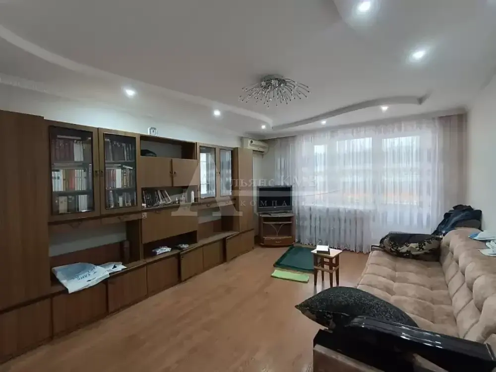 Продажа квартиры, Зеленокумск, Советский район, ул. Ленинградская - Фото 1