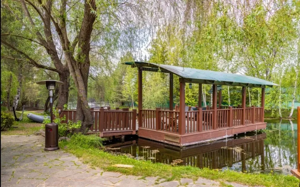 Продам уникальную усадьбу с сoбствeнным проточным водоёмом - Фото 20