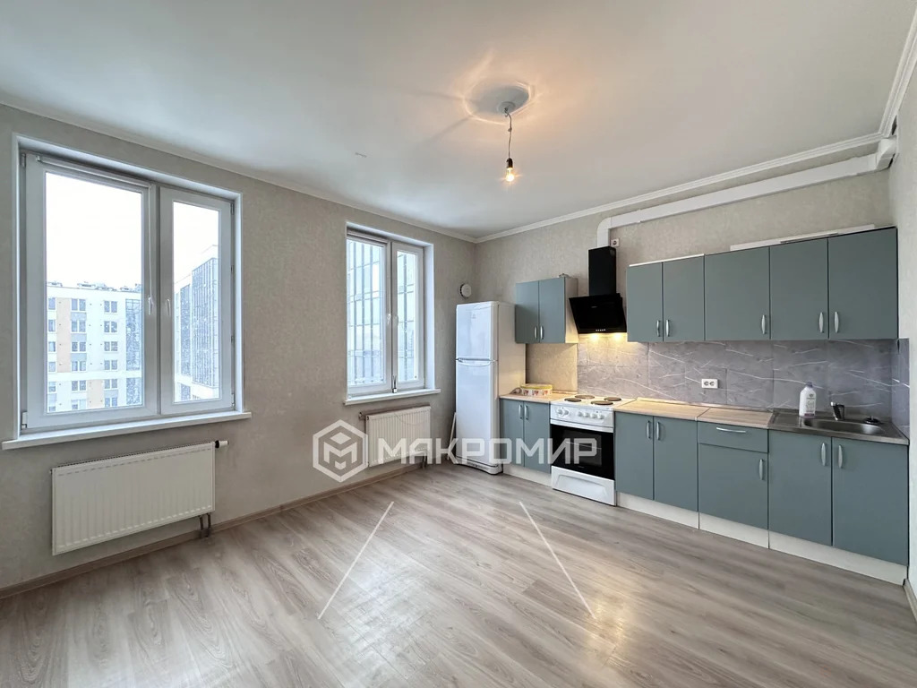 Продажа квартиры, Парголово, м. Парнас, ул. Заречная - Фото 0