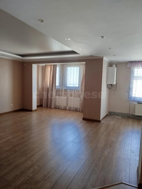 Продажа квартиры, Севастополь, ул. Комбрига Потапова - Фото 0
