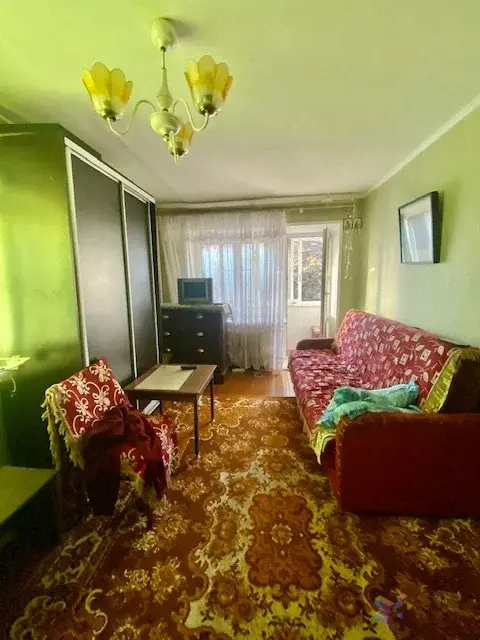 Продам квартиру - Фото 1