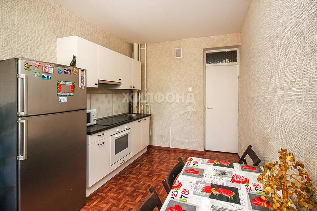 Продажа квартиры, Новосибирск, Кирова пл. - Фото 1