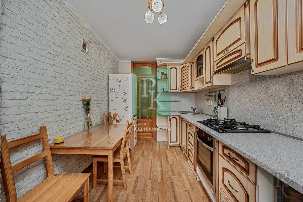 Продажа квартиры, Севастополь, улица Александра Маринеско - Фото 2