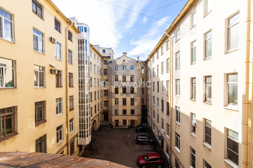 Санкт-Петербург, Лиговский проспект, д.143, 3-комнатная квартира на . - Фото 0