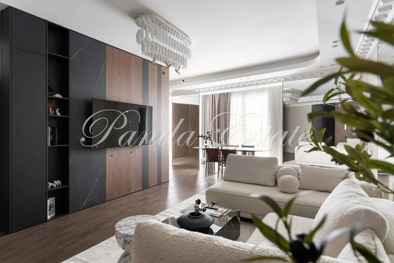 4 спальни! Виды на Кремль, весь центр (ном. объекта: 9747) - Фото 1