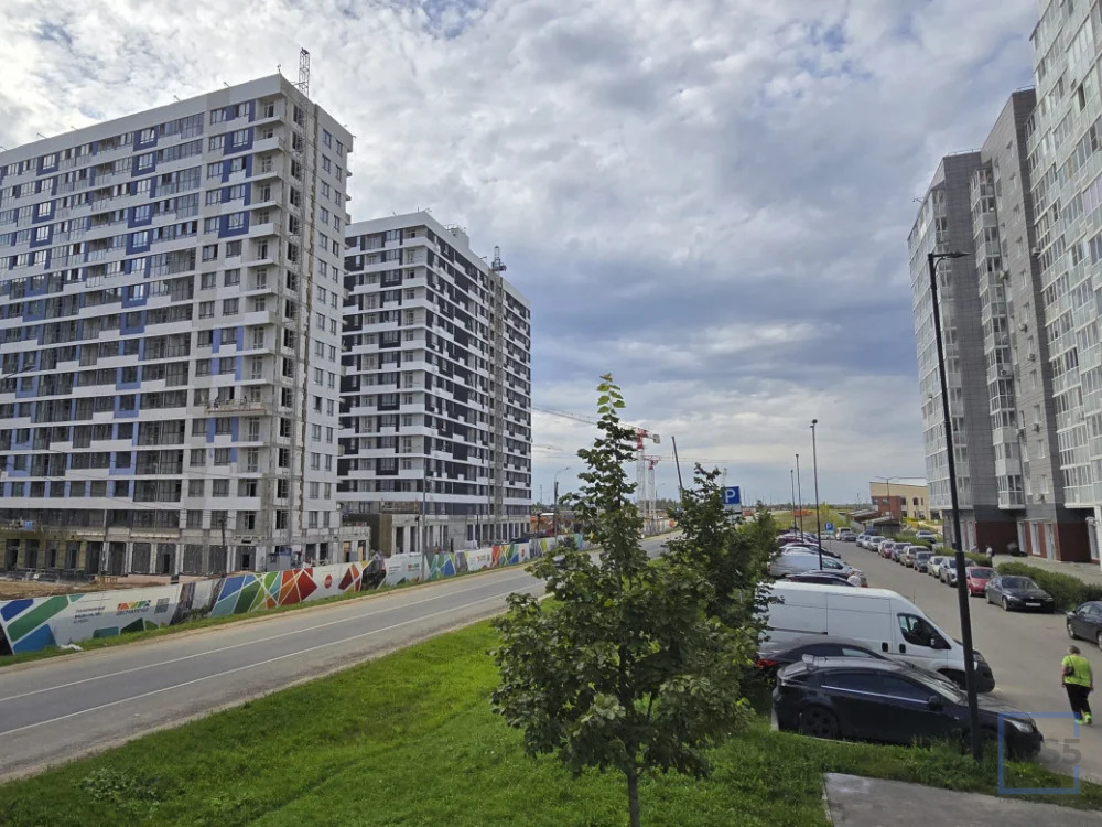 Продажа торгового помещения, м. Филатов Луг, ЖК Деснаречье - Фото 1
