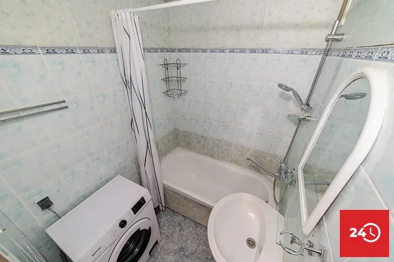 Продается уютная трехкомнатная квартира на ул. Кижеватова 17 - Фото 2