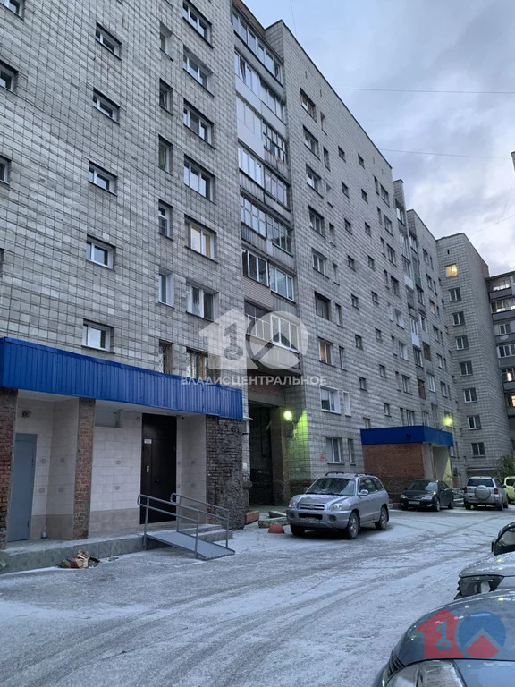 городской округ Новосибирск, Новосибирск, улица Пархоменко, д.26, ... - Фото 1